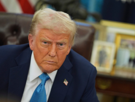 Trump amenaza con aranceles de hasta 200% a las farmacéuticas importadas